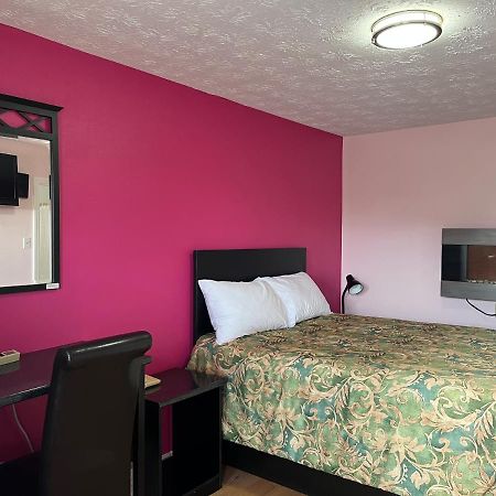 Old Mill Motel Blind River Bagian luar foto
