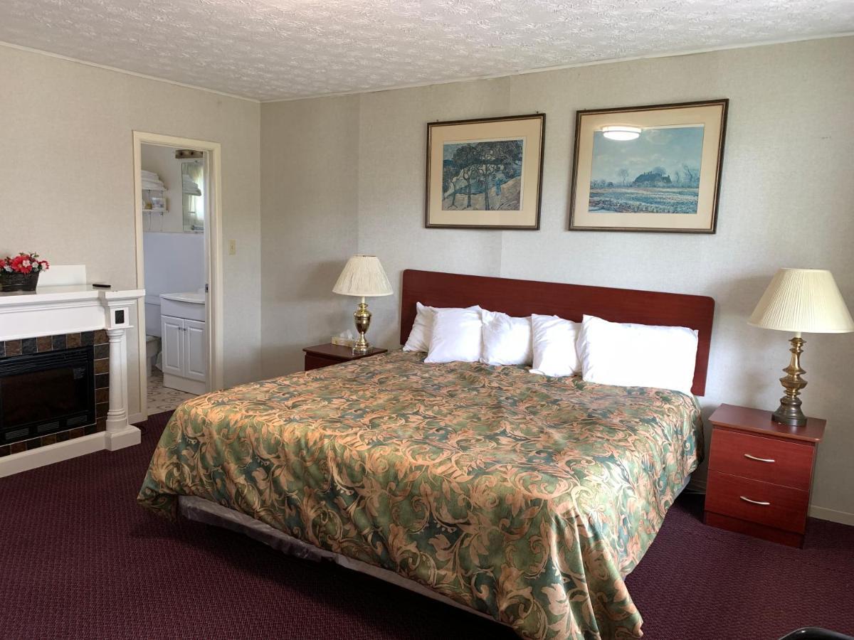 Old Mill Motel Blind River Bagian luar foto