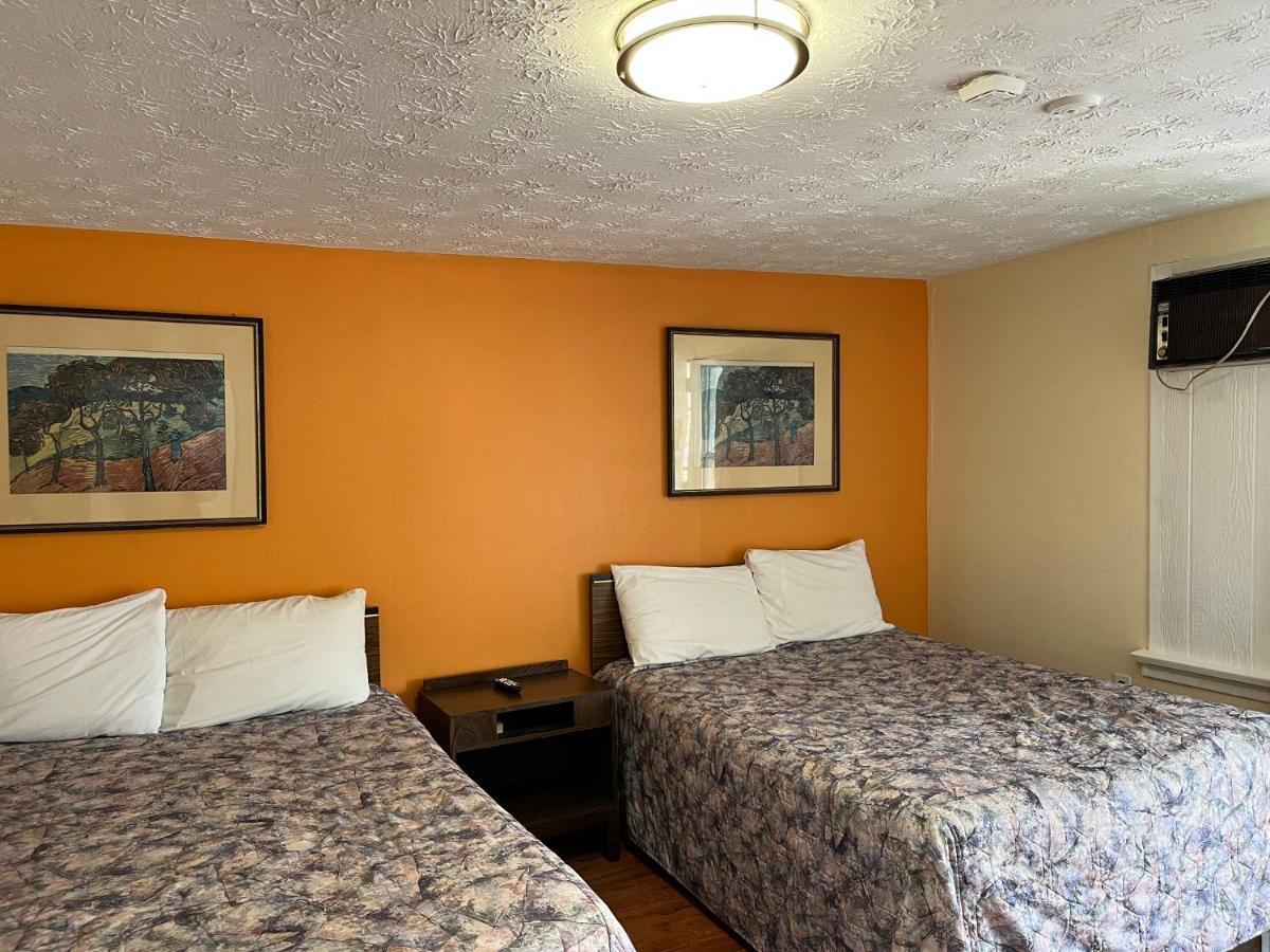 Old Mill Motel Blind River Bagian luar foto