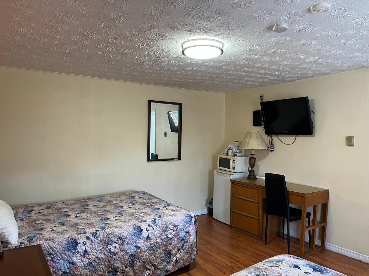 Old Mill Motel Blind River Bagian luar foto